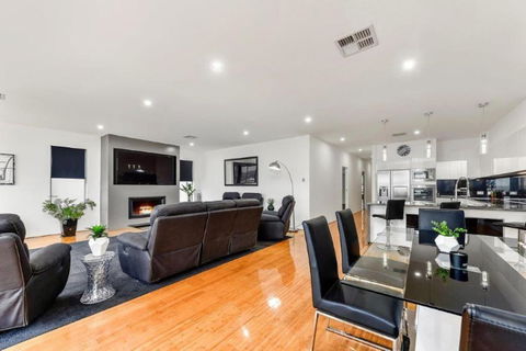 BENGALEE EXECUTIVE TOWNHOUSE MODERN & STYLISH - Perisher Accommodation 2
