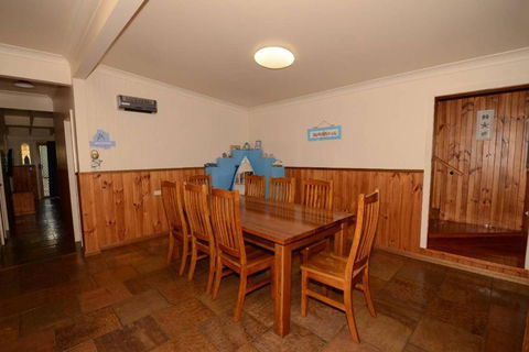 Seahaven Beach House Shellharbour - Perisher Accommodation 6