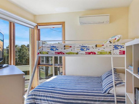 Maldas Retreat Air Con Fireplace & Outdoor Spa - Perisher Accommodation 7
