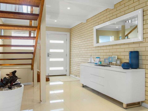 Sea Gem Air Conditioned & Fireplace - Perisher Accommodation 6