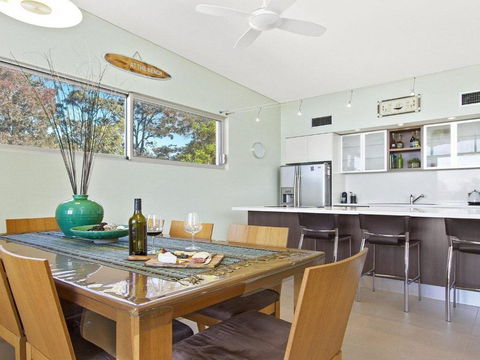 Serene Spacious Air Conditioned Accommodation - Perisher Accommodation 4
