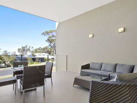 Serene Spacious Air Conditioned Accommodation - Perisher Accommodation 6