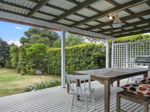 Seahorse Beach Just 550m From House - Perisher Accommodation 5