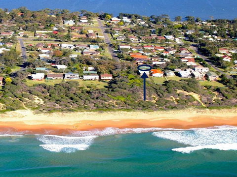 Sounds By The Sea Open Plan Living Metres To Beach - Perisher Accommodation 5