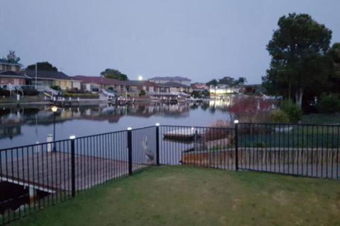 Cater Waterfront - Perisher Accommodation 4