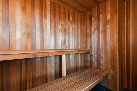 CENTRAL CBD EXEC STUNNING VIEW WIFI NETFLIX WINE - Perisher Accommodation 5