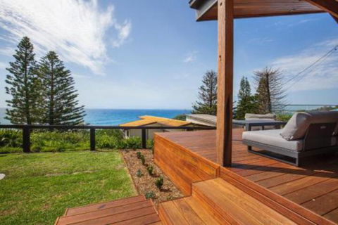 Seaview Pet Friendly With Stunning Views 1 Min To Beach - Perisher Accommodation 7