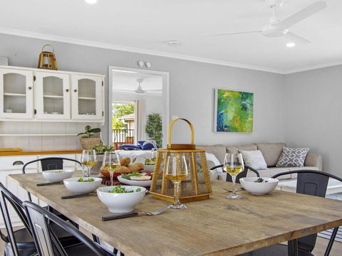 Pure Salt Beach House With Pool 300m To Beach - Perisher Accommodation 5