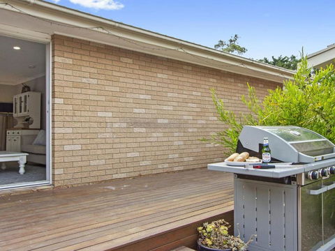 Pure Salt Beach House With Pool 300m To Beach - Perisher Accommodation 3