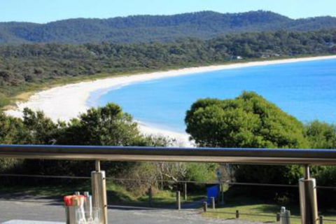BAY Of FIRES BEACH SHACK Ocean Views From A Modern Beachhouse - Perisher Accommodation 6