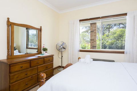South Coast Getaway House Sleeping 8 Guests - Perisher Accommodation 7