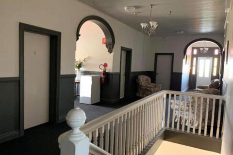 Kellys Top Pub - Perisher Accommodation 1