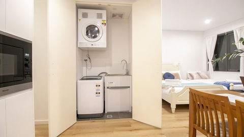 B06-darling Harbour Studio - Perisher Accommodation 5