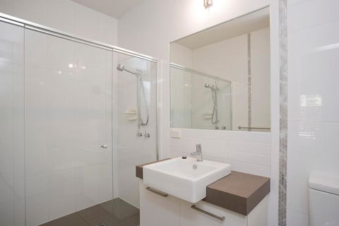 Exclusive Anglesea River Beach Apartment - Perisher Accommodation 2