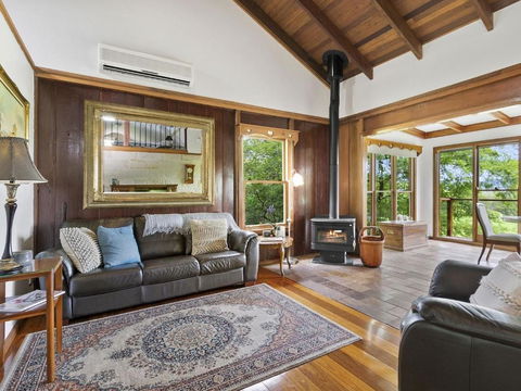 CHRISTOPHERS COTTAGE - Perisher Accommodation 1