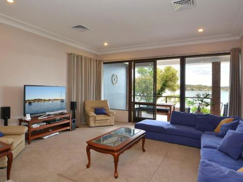 Fishing Point Shores - Perisher Accommodation 4