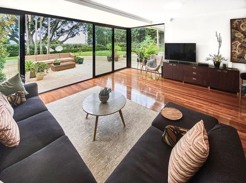 BELLEVUE GARDEN OASIS-hosted By L'Abode - Perisher Accommodation 3