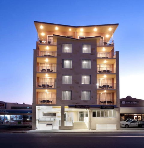 CBD Luxury Accommodation - Perisher Accommodation 0