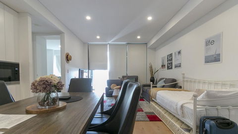 C16 Darling Harbour 2 BDR APT - Perisher Accommodation 4