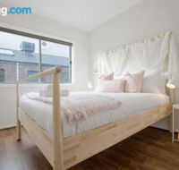 109Cozy Cranbourne Family House5Bed2Bath2Parking - Perisher Accommodation