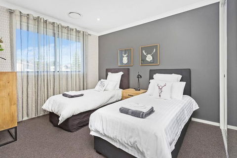 Luxury Brand New Home - Perisher Accommodation 6