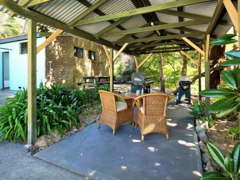 Cottage 2 Hyams Beach Seaside Cottages - Perisher Accommodation 5