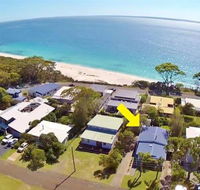 Bimbimbie at Hyams Beach 4pm Check Out Sundays - Perisher Accommodation