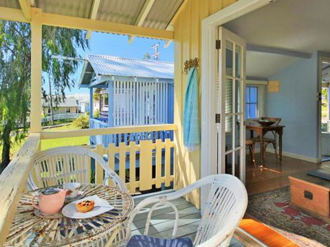 Cottage 4 Hyams Beach Seaside Cottages - Perisher Accommodation 5