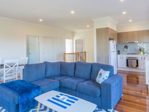COASTLINE Boat Harbour Gerringong 4pm Check Out Sundays - Perisher Accommodation 3