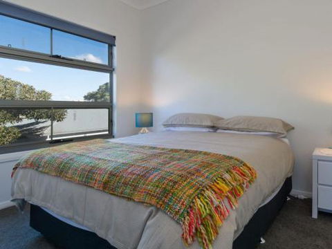 COASTLINE Boat Harbour Gerringong 4pm Check Out Sundays - Perisher Accommodation 5