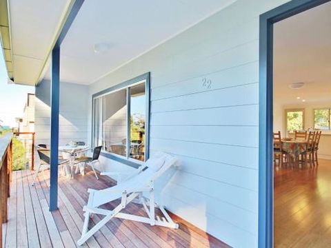 Elaine At Hyams 4pm Check Out Sundays - Perisher Accommodation 4