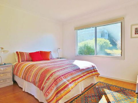 Elaine At Hyams 4pm Check Out Sundays - Perisher Accommodation 5