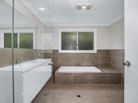 Blissful Bungalow - Perisher Accommodation 4
