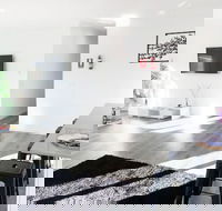 Brand New Home - 10min to Beach  Torquay - Perisher Accommodation