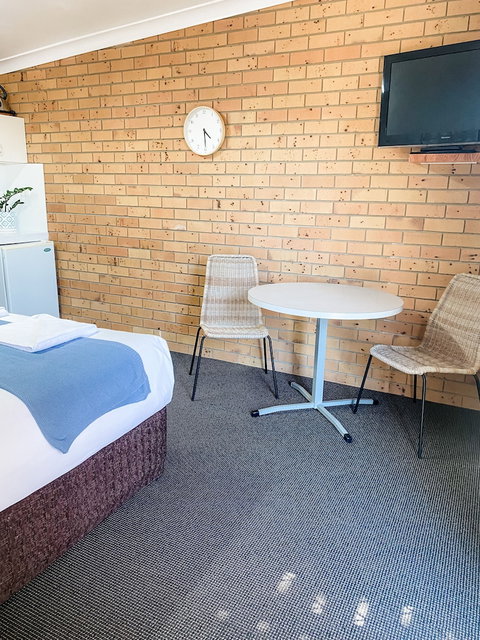 Pacific Sun Motor Inn Bargara - Perisher Accommodation 2