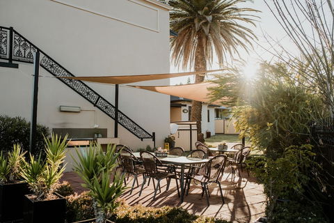 Inverell Terrace Motor Lodge - Perisher Accommodation 2