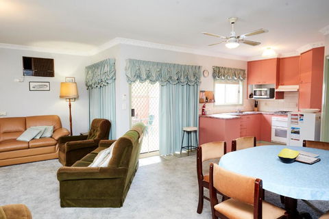 Bristol House Accommodation - Perisher Accommodation 3