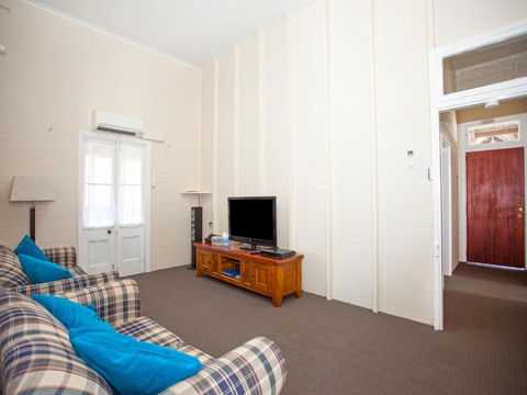 CBD Holiday Home - Perisher Accommodation 2