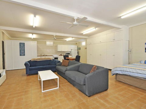 The Studio On The Lake At Fishing Point Lake Macquarie Honestly Put The Line In & Catch Fish - Perisher Accommodation 1
