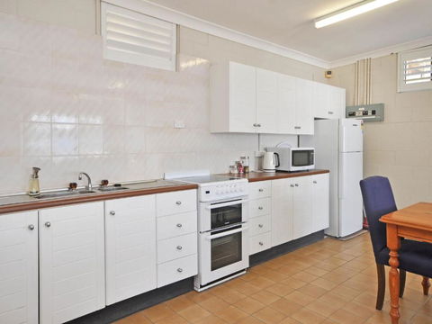The Studio On The Lake At Fishing Point Lake Macquarie Honestly Put The Line In & Catch Fish - Perisher Accommodation 4