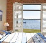 The Studio on the Lake at Fishing Point Lake Macquarie honestly put the line in  catch fish - Perisher Accommodation