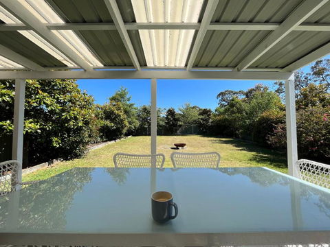 Hayes Beach House Jervis Bay Pet Friendly Award Winner Fireplace - Perisher Accommodation 1