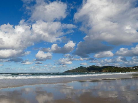 CHILL OUT BEACH HOUSE At FORSTER - Perisher Accommodation 2