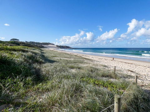 CHILL OUT BEACH HOUSE At FORSTER - Perisher Accommodation 6
