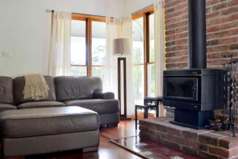 La Sila Homestead On Marrowbone Cutest Cottage In The Hunter With Killer Views - Perisher Accommodation 6