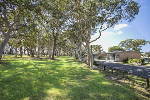 Lakeside Cabins & Holiday Village - Perisher Accommodation 5