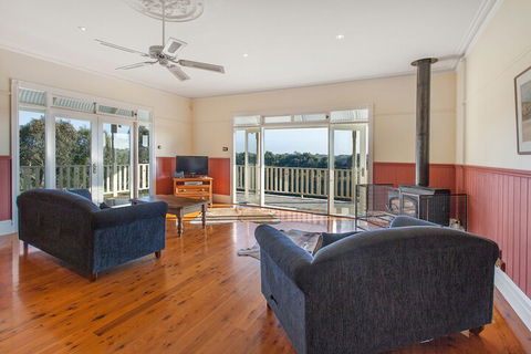 Hopkins River Homestead - Rejuvenate Stays - Perisher Accommodation 6