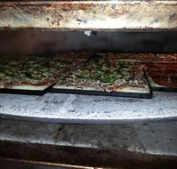 Taylors Lakes Pizza - Perisher Accommodation