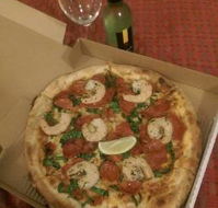 10'' Custom Pizzeria - Perisher Accommodation