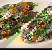 Casa Bella Pizza - Perisher Accommodation